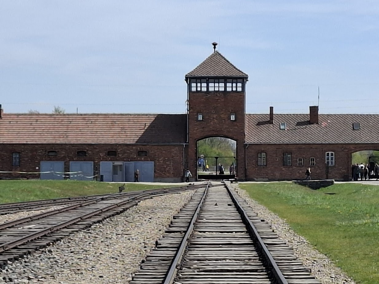 Auschwitz - Image 5